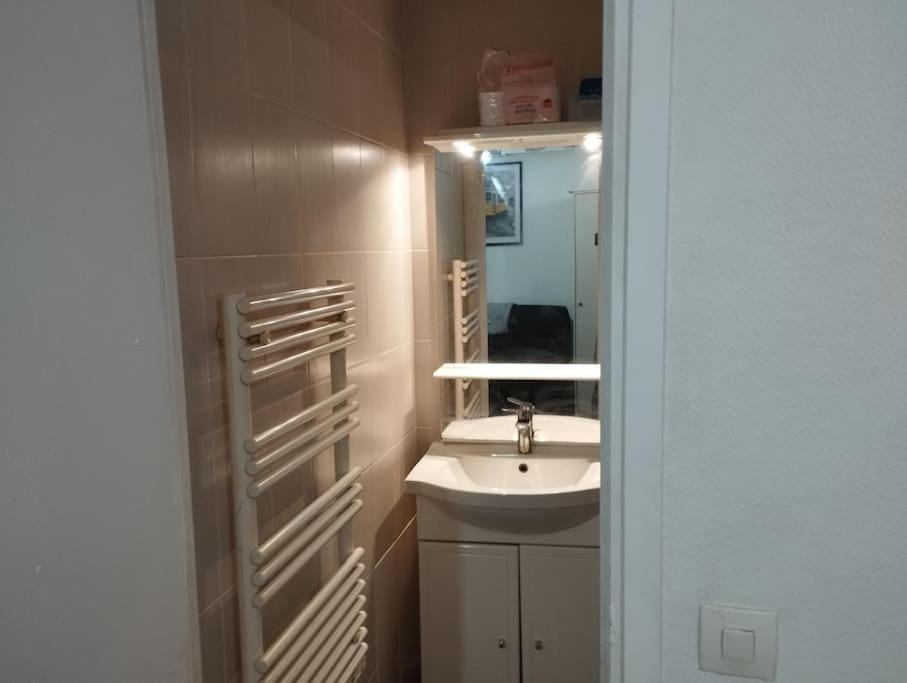 Vemars Studio Equipe Proche Aeroport Paris Cdg 아파트 외부 사진