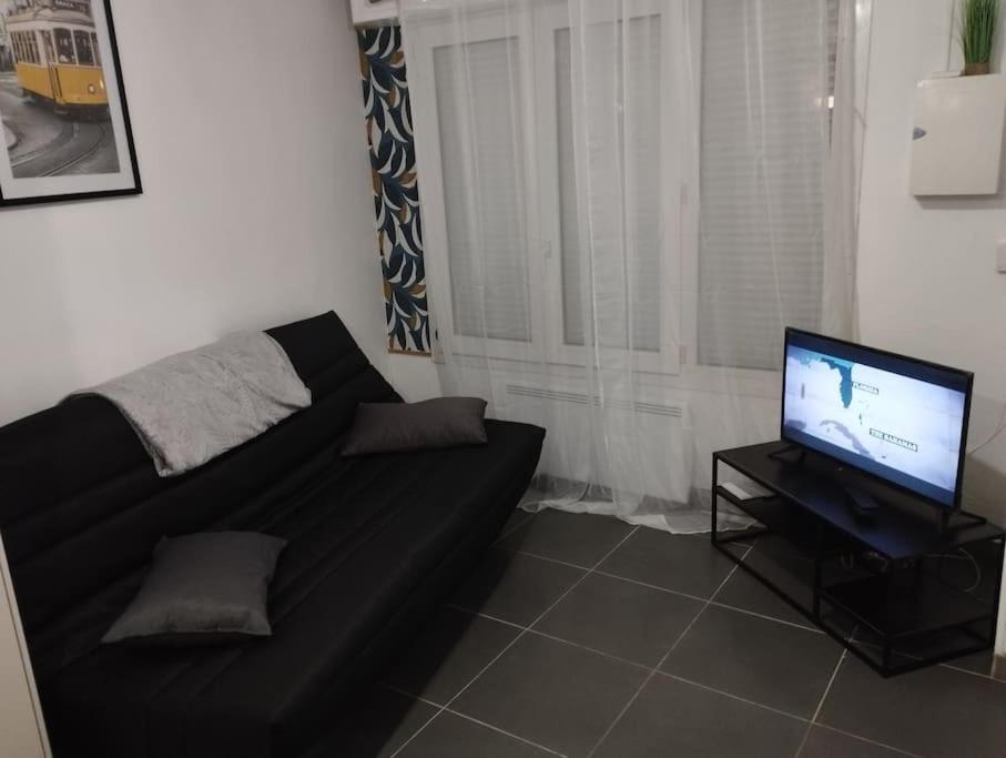 Vemars Studio Equipe Proche Aeroport Paris Cdg 아파트 외부 사진